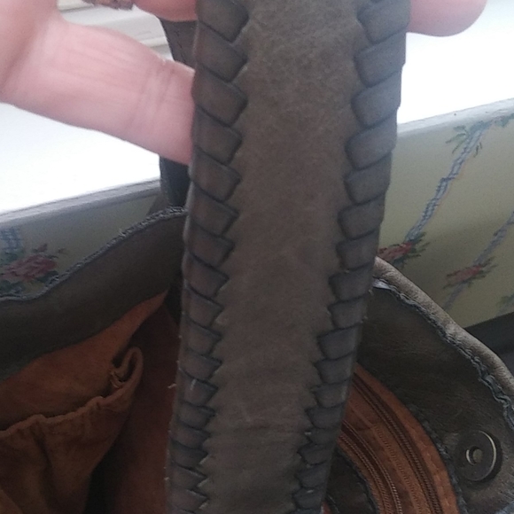 Handbag - Picture 5 of 6